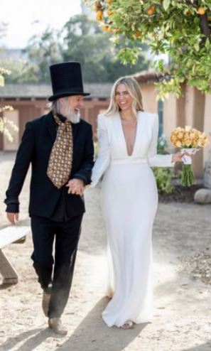 Finley Aaron Love Lockwood father Michael Lockwood with his bride Stephanie on their big day